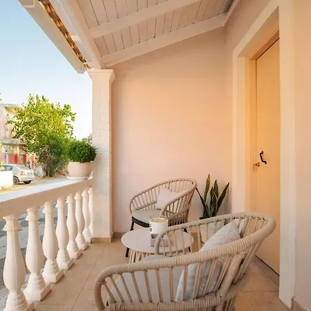 Casa Del Paradiso * Perivolion